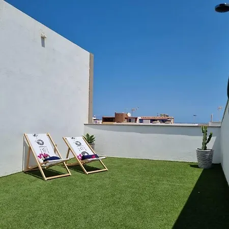 Bel Air Surf Escape *