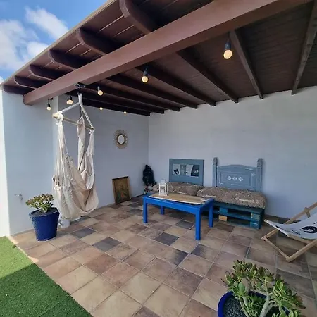 Bel Air Surf Escape * Cotillo