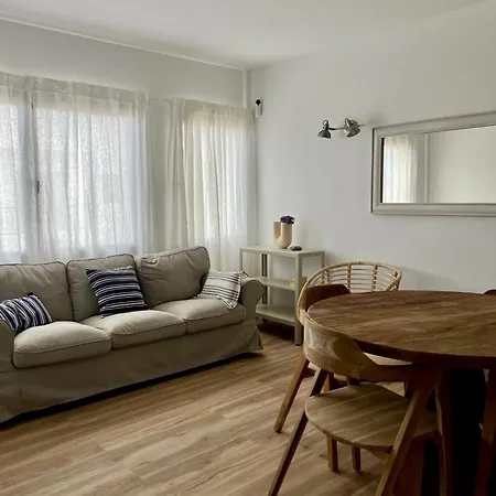 Bel Air Surf Escape Apartment Cotillo