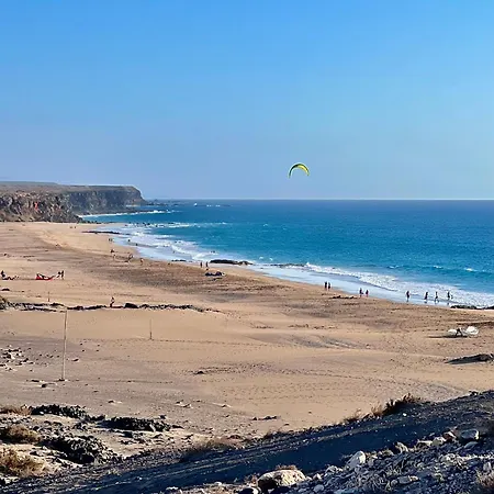 Bel Air Surf Escape *