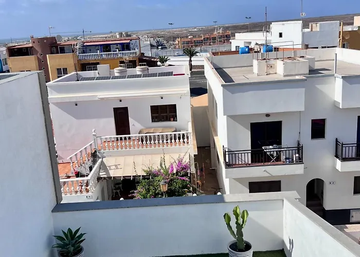 Bel Air Surf Escape * Cotillo