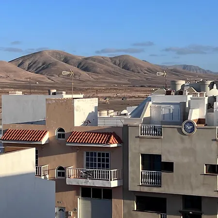 Bel Air Surf Escape *